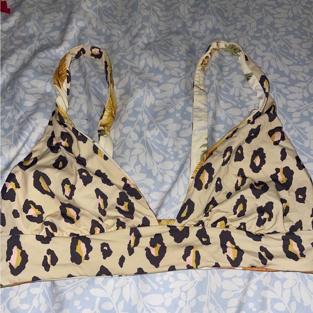 Billibong reversible size small